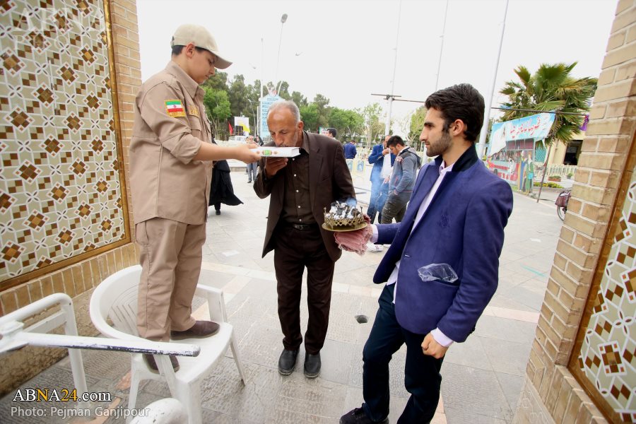 تقرير مصور/ زيارة الناس لمسجد جمكران بمناسبة ولادة الامام المهدي (عج)