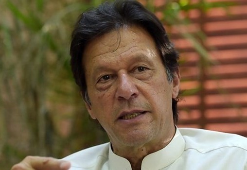 رئيس الوزراء الباکستاني یزور مدينة "مشهد المقدسة"