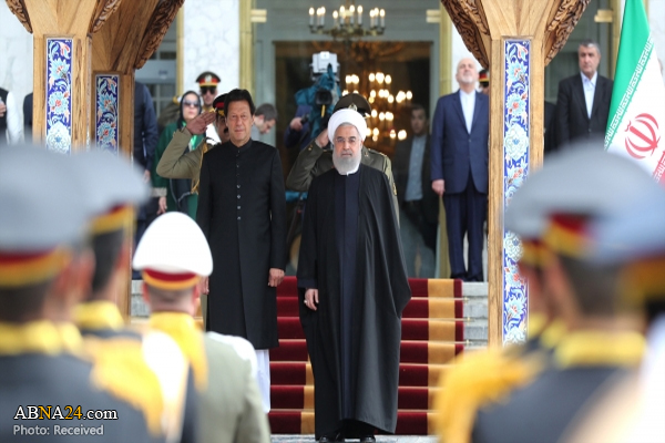 Iran's President officially welcomes Pakistani PM