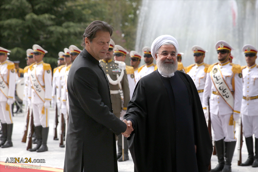 Two countries’ border should be border of peace, friendship