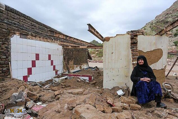 Great aid of Muslim people of a city in Kashmir to flood victims in Iran (+Document)