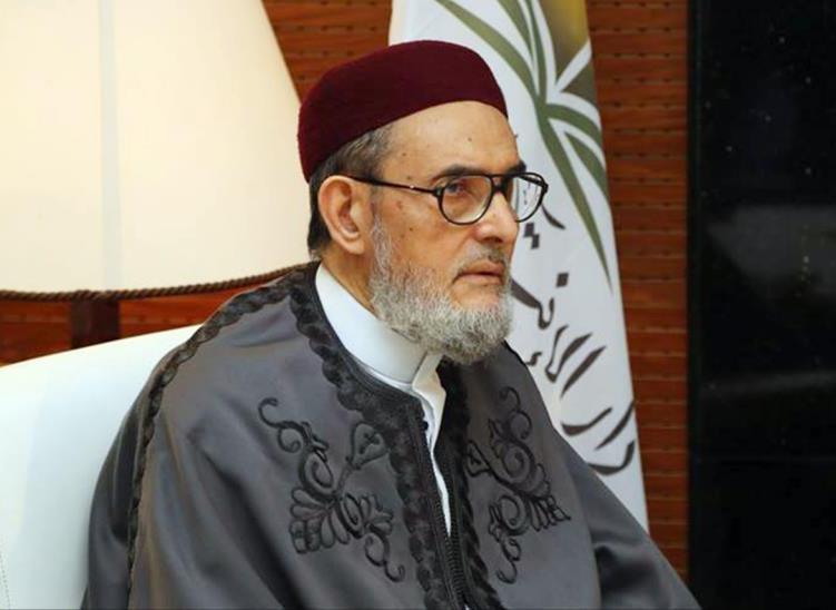 مُفتي ليبي يهاجم السعودية ويُفتي بـ"الحج مرة واحدة"!