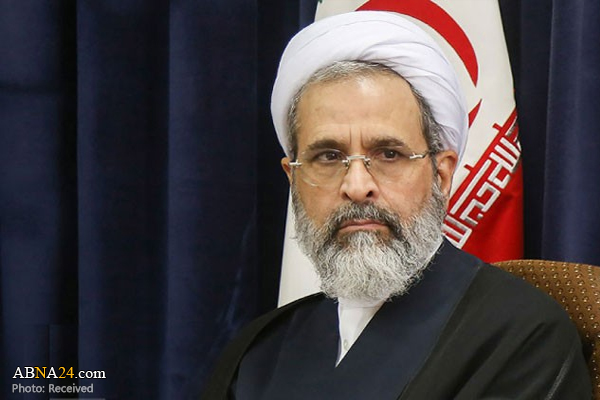 Clerics stand by people until problems resolved