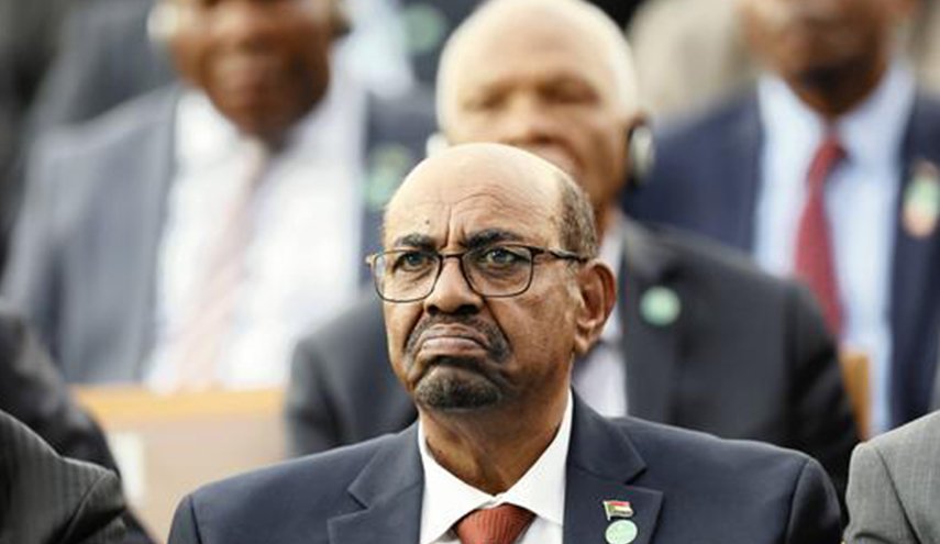 النائب العام بالسودان يأمر ببدء التحقيق مع البشير واستجوابه في قضايا فساد