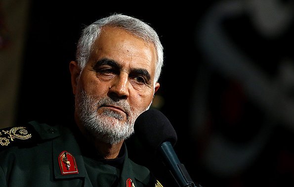 اللواء سليماني: أمريكا تعتمد على الحكومات غير الشرعية في المنطقة