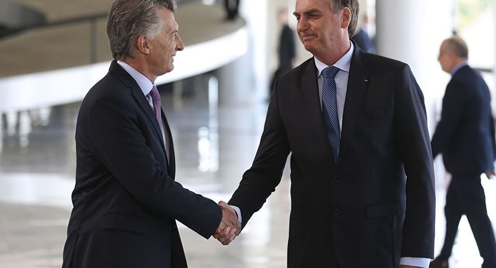 Bolsonaro diz que a eleição de Cristina Kirchner tornaria a Argentina uma nova Venezuela