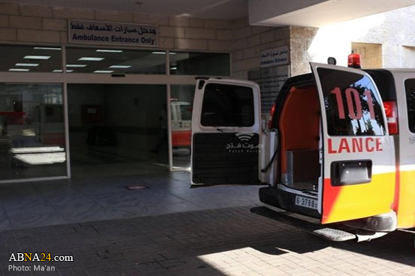 Israeli forces shoot, injure Palestinian worker in Gaza