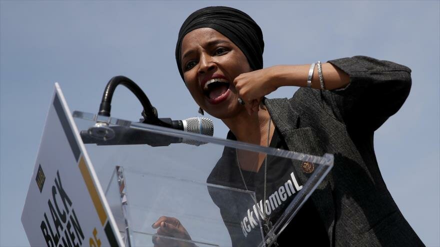 Omar s'identifie comme un "cauchemar" pour l’islamophobe de Trump 