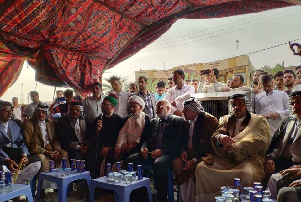 العتبة الحسينية تحلّ خلافا استمر بين عشيرتين لـ(10) سنوات بسبب حادثة قتل+(مصور)