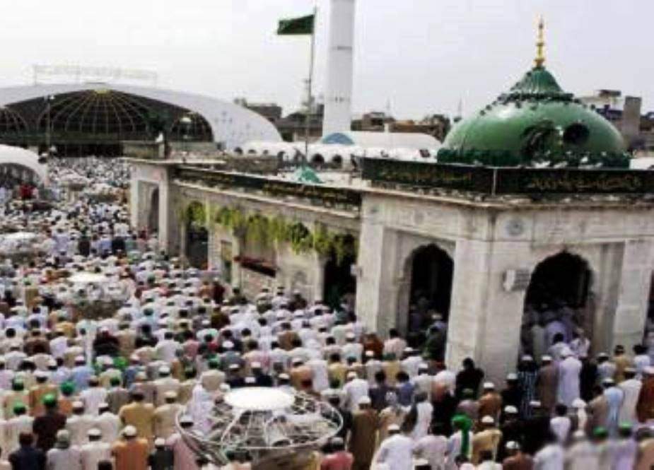 لاہور، داتا دربار پر اعتکاف بیٹھنے والوں سے درخواست وصولی کا سلسلہ بند