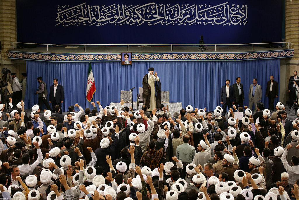 Photos: Hawza students met with Imam Khamenei