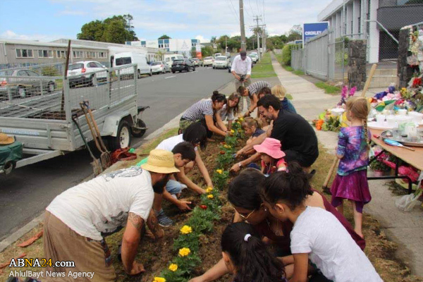 Photos: New Zealand people plant flowers at Imam Reza (AS) mosque