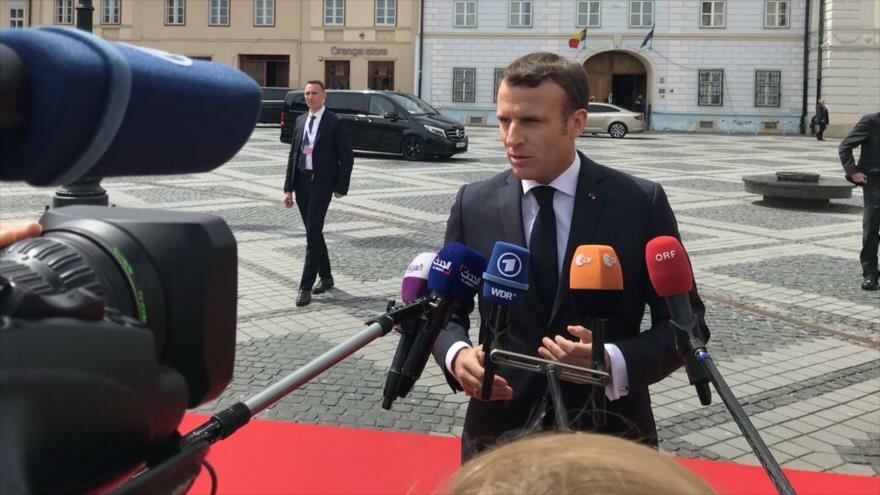 Macron demande à travailler davantage pour préserver l'accord nucléaire iranien