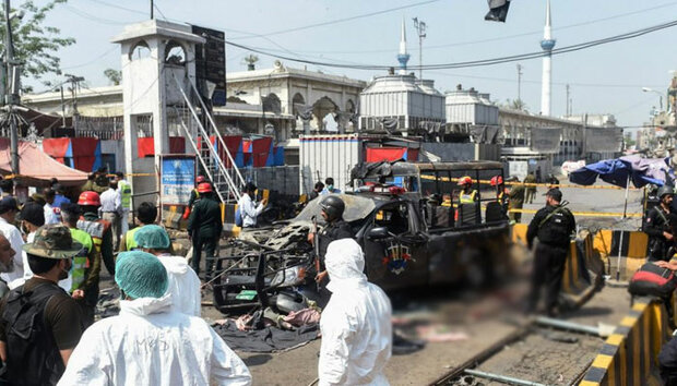 پاکستان میں وہابی دہشتگردوں کے صوفیائے کرام کے مزارات پر بزدلانہ حملوں کا سلسلہ جاری