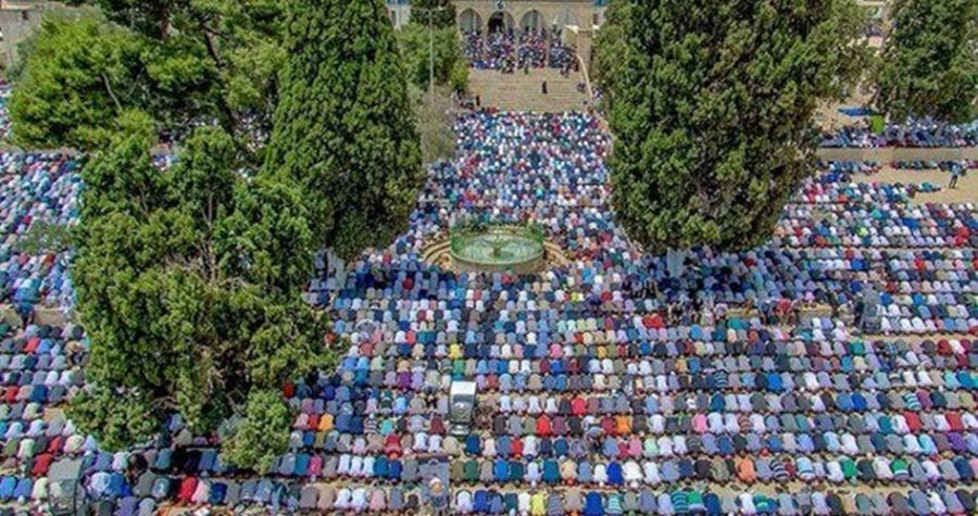 200 Ribu Kaum Muslimin Shalat Jumat Ramadhan Pertama di Al-Aqsha