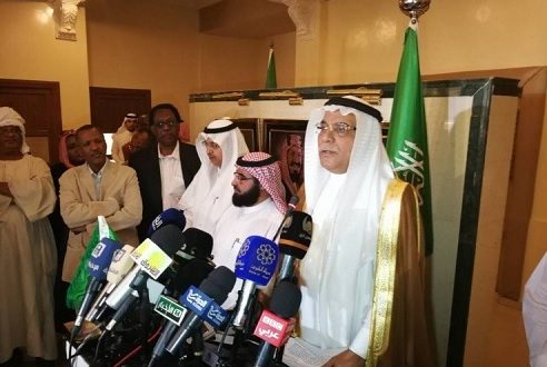 جماعة سودانية تهدد السفير السعودي وتدعو لمساءلة ومحاسبة وطرده
