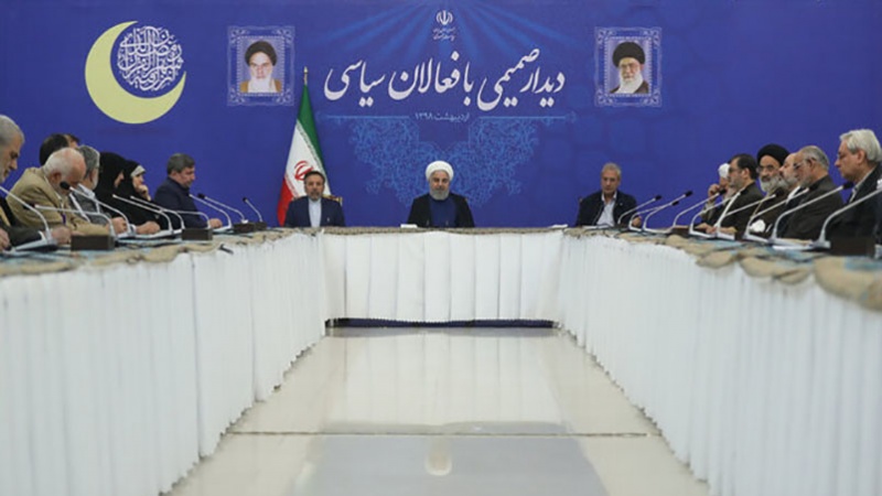 イラン大統領、「イラン国民は圧力に屈したことはなく、今後も屈しない」