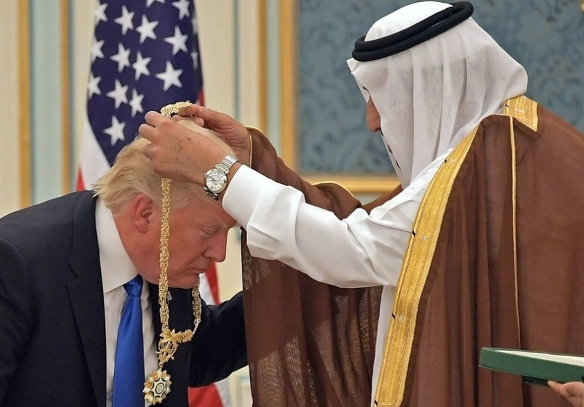 تڕەمپ بۆ جارێکی دیکە سوکیەتی بە رژێمی سعودی کرد