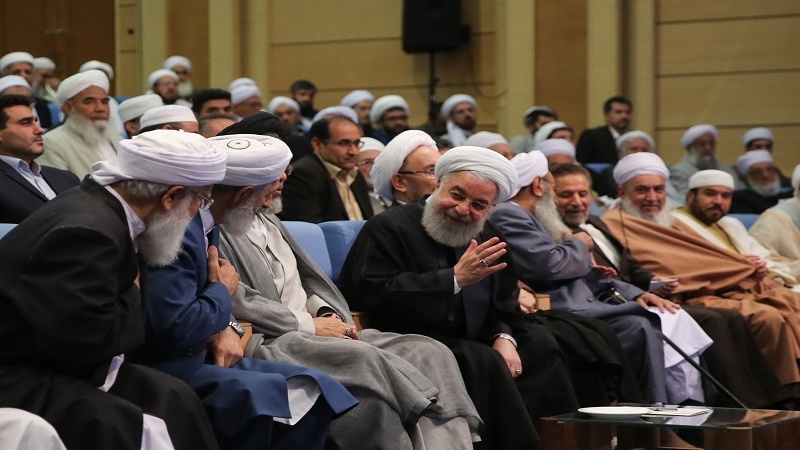 Syiah dan Sunni Hidup Berdampingan untuk Kemajuan: Rouhani