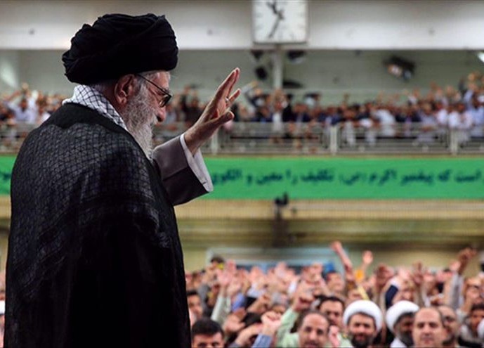 "قائد الثورة الإسلامية" يستقبل نواب مجلس الشورى الإسلامي