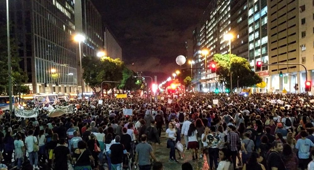 Balanço dos protestos: 228 cidades e centenas de milhares nas ruas
