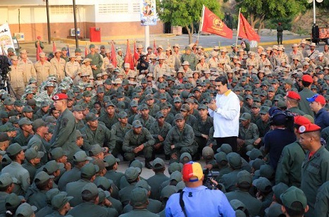 Venezuela'da ABD'ye karşı intikam yemini