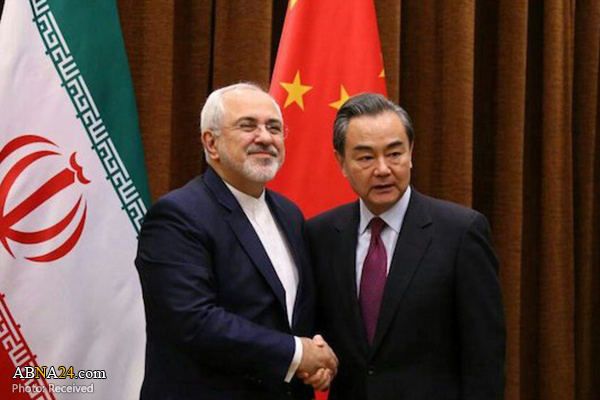 Iranian FM meets with Chinese counterpart in Beijing