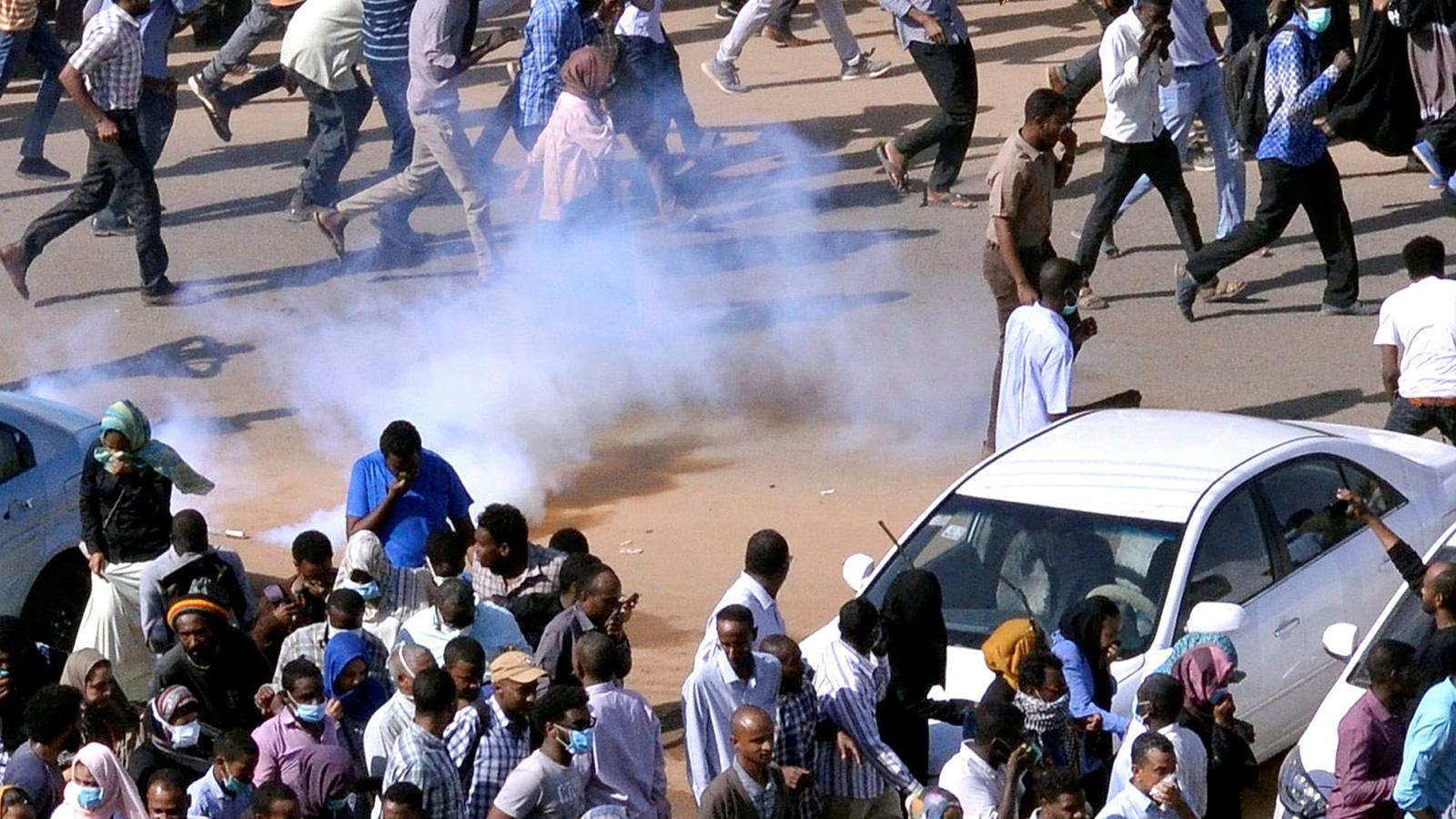 فيديو/ إطلاق نار بشارع الجمهورية في العاصمة السودانية الخرطوم 