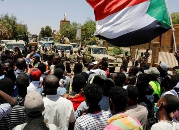 "تيار نصرة الشريعة" في السودان يدعو لـ"جمعة الرفض"