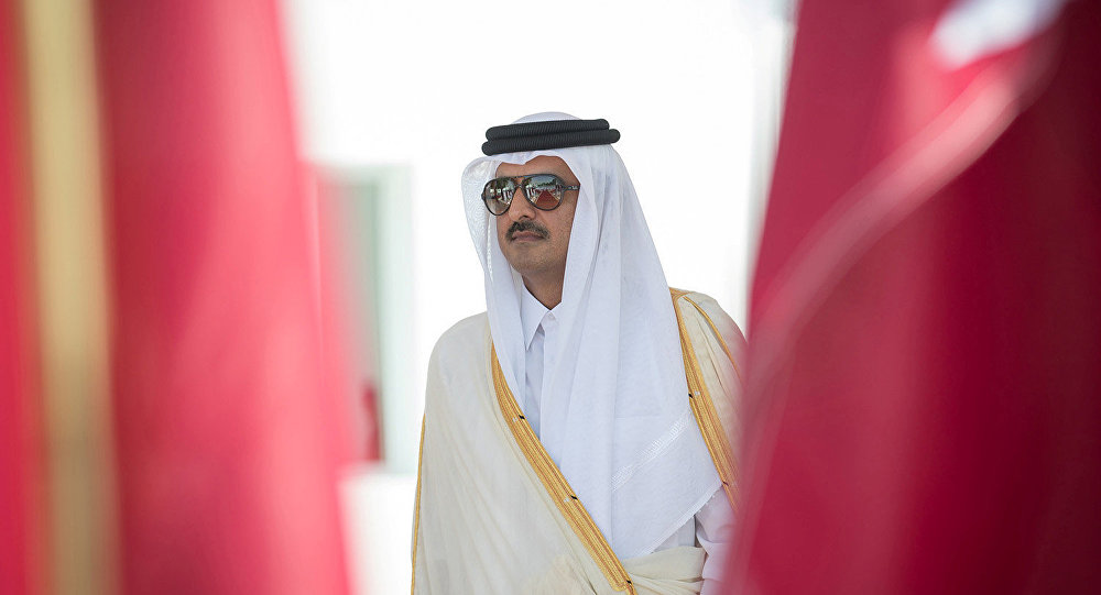 صحيفة "عكاظ" السعودية تصف أمير قطر بـ “أبرهة الدوحة”