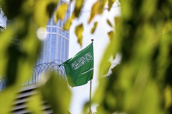 سعودی عرب نے الجزیرہ کے 2 صحافیوں کو گرفتار کرلیا