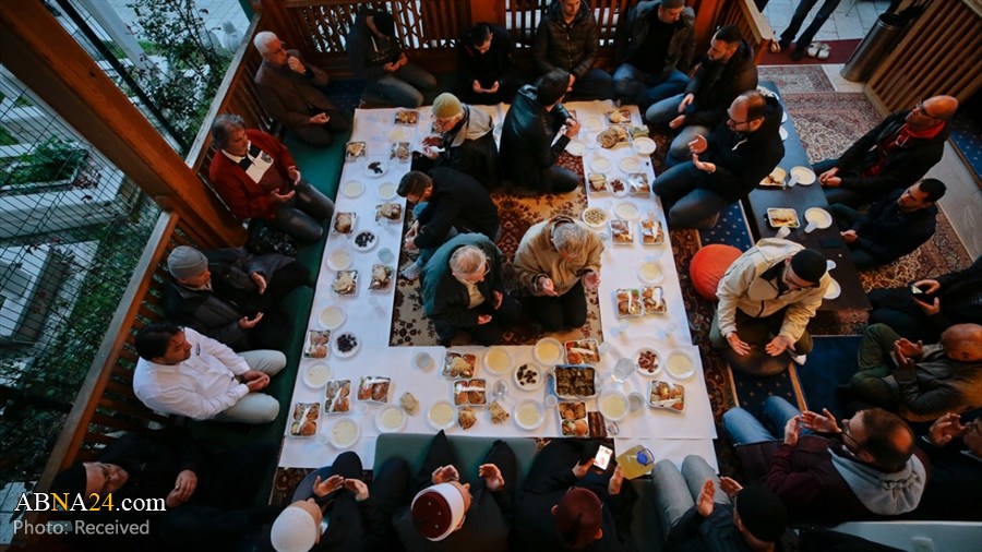 Berita Bergambar: Iftar Di Sarajevo