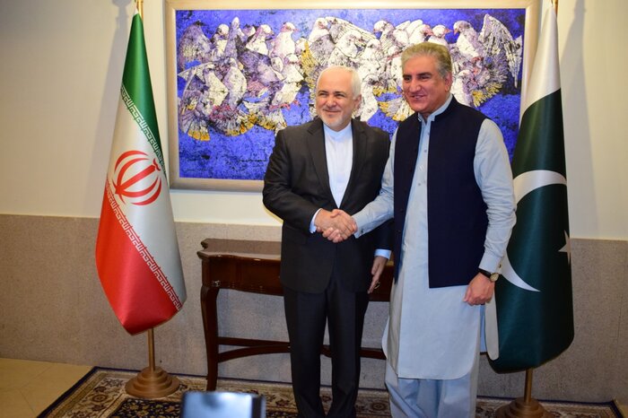  Zarif trifft seinen pakistanischen Amtskollegen