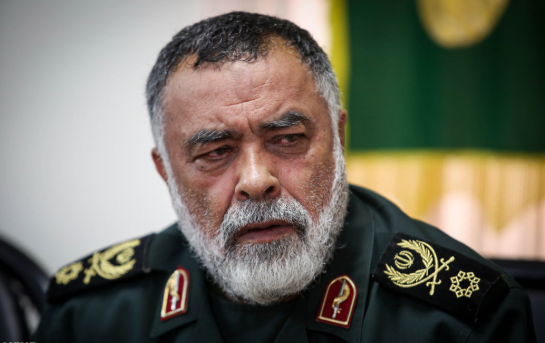 الجنرال قرباني: قواتنا قادرة على إغراق السفن الأمريكية "بأسلحة سرية"