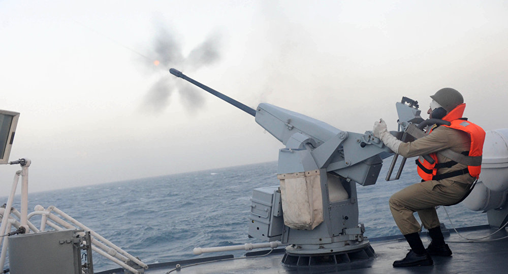 Teerã pode afundar navios de guerra dos EUA com 'armas secretas', avisa general iraniano