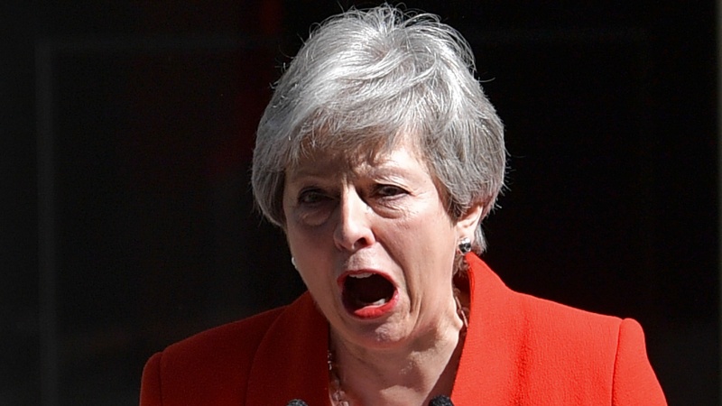  Theresa May najavila da će podnijeti ostavku