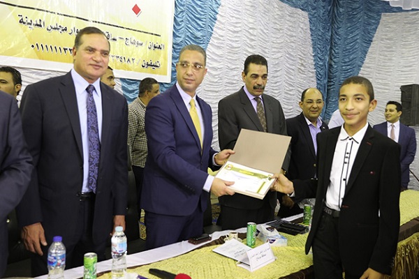 Ägypten: In "Sohag" wurden die Koran-Bewahrer (Huffadh) geehrt