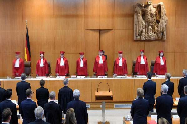 Karlsruhe:‌Eltern von Moscheebesuch-Schwänzer ziehen vor Verfassungsgericht