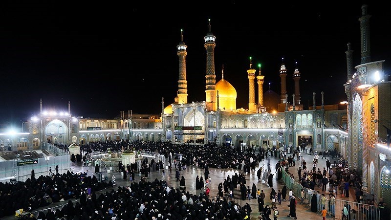 Qom: Doa Bersama di Malam ke-19 Ramadhan