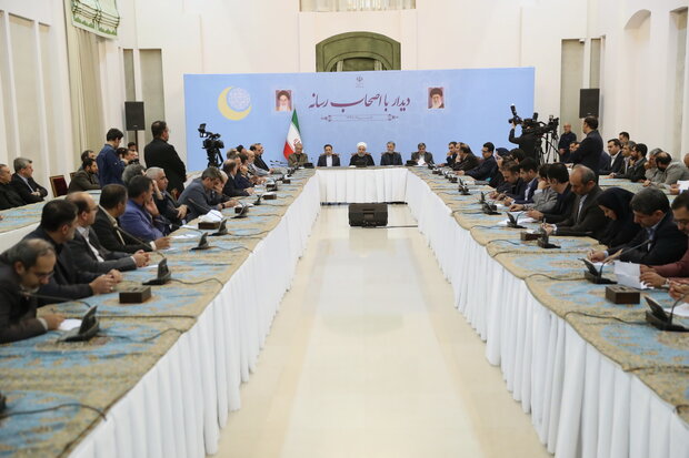 ایرانی عوام ، فکری اتحاد و یکجہتی کے ساتھ دشمن کو اقتصادی جنگ میں شکست سے دوچار کرسکتی ہے:صدر