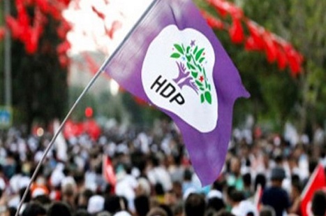 Gündem Fehmi Koru: 'Beka' ile kastedilen tehdit HDP iken şimdi HDP'den oy çalmayı hedefleyen bir söylem gündemde