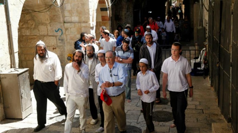 Militer Israel dan Pemukim Zionis Serbu Masjid Al-Aqsa
