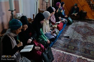 サラエボの女性たちによるクルアーン集団朗誦
