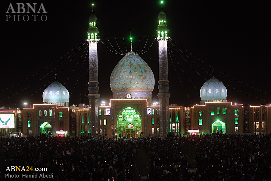 Photos: Laylat al-Qadr observed at Jamkaran Mosque in Qom