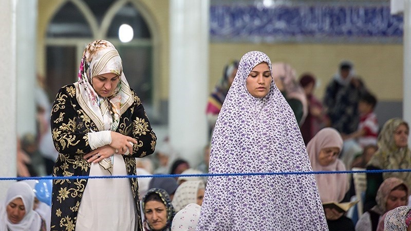 Doa Bersama di Malam ke-23 Ramadhan di Iran
