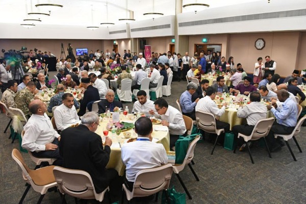 Bukber Umat Kristen dan Muslim di Singapura