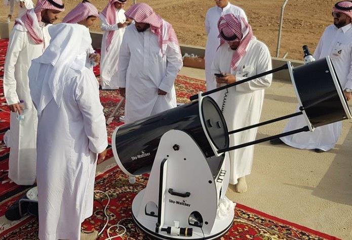مجلس إفتاء أوروبا ينتقد الاعتماد على السعودية بثبوت الهلال