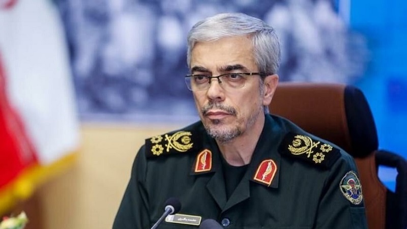 Генерал Бакери: Вооруженные силы Ирана ни на мгновенье на забывают защиту рубежей страны
