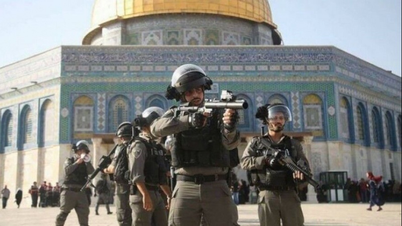 聖地アクサーモスクをイスラエル軍が襲撃、パレスチナ人４５人負傷