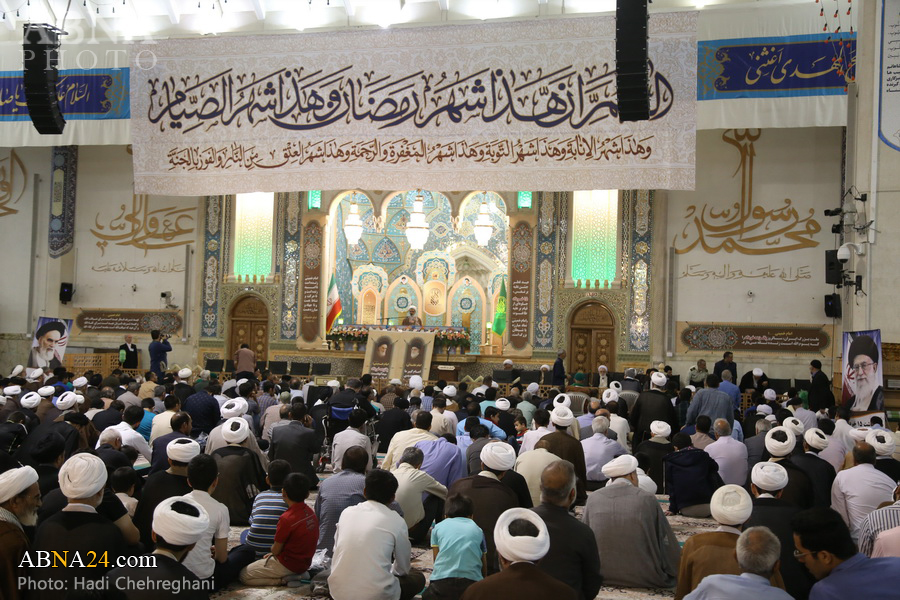 تقریر مصور/ مراسم احياء الذكرى السنوية لرحيل الامام الخميني (ره) في حرم السيدة المعصومة (ع)